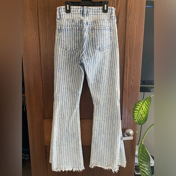 Kancan Ultra High Rise Super Flared Jeans size 26 - Picture 2 of 5